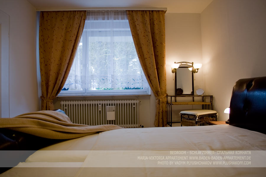 bedroom, das schlafzimmer, спальная комната- Maria-Viktoria-Appartement in Baden-Baden